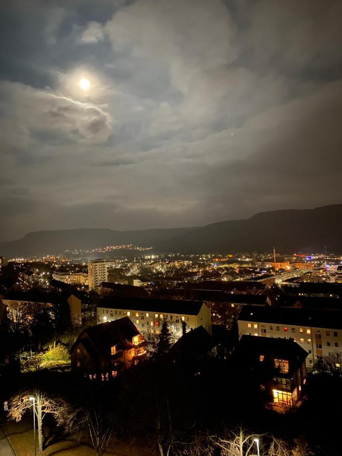 Phänomenaler Blick über Jena - Apartment mit Balkon und Netflix Exterior foto